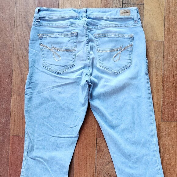 Jordache Light Wash Skinny Jeans Size 4 - Picture 10 of 16